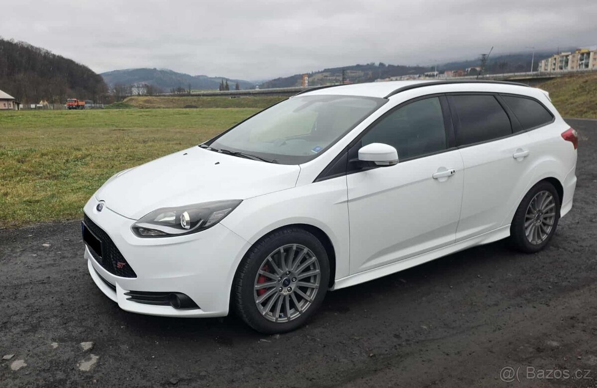 Ford Focus ST 2.0L 184kw, 88000km - 2