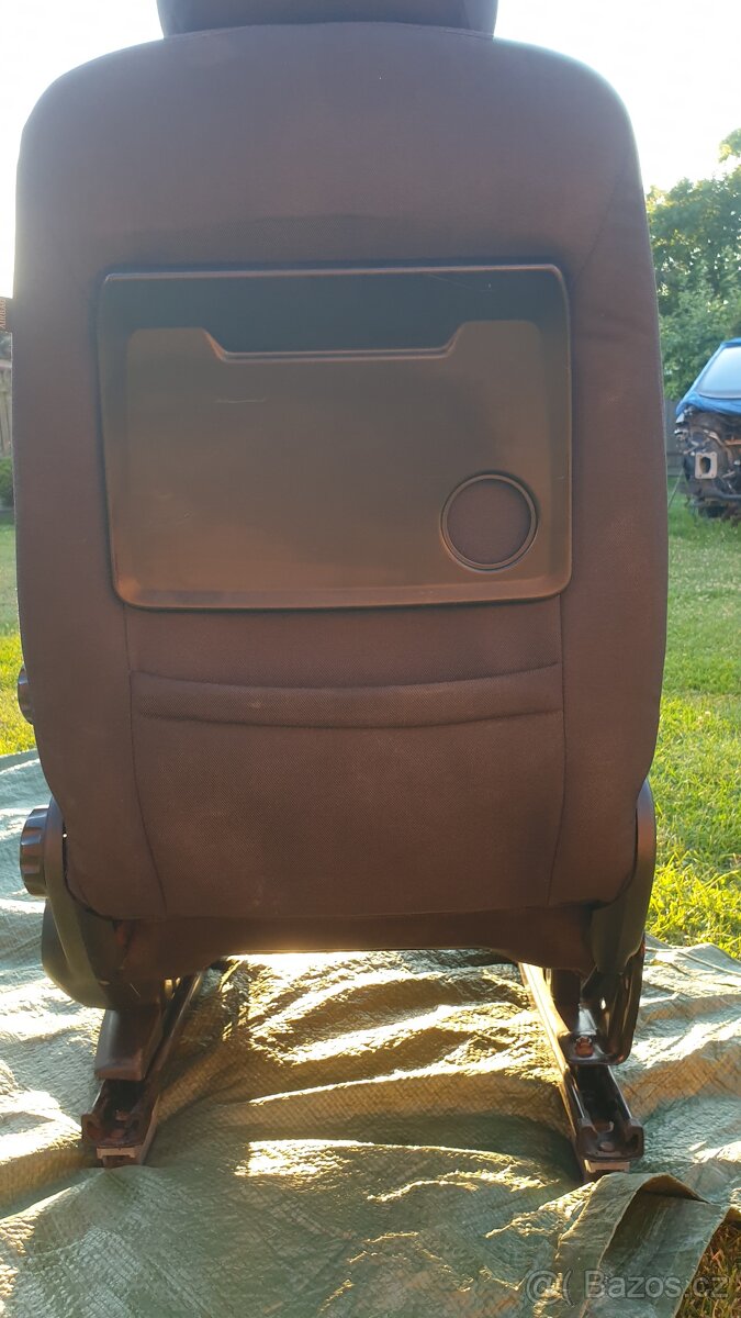 Prodám přední sedačky na s-max galaxy - 2