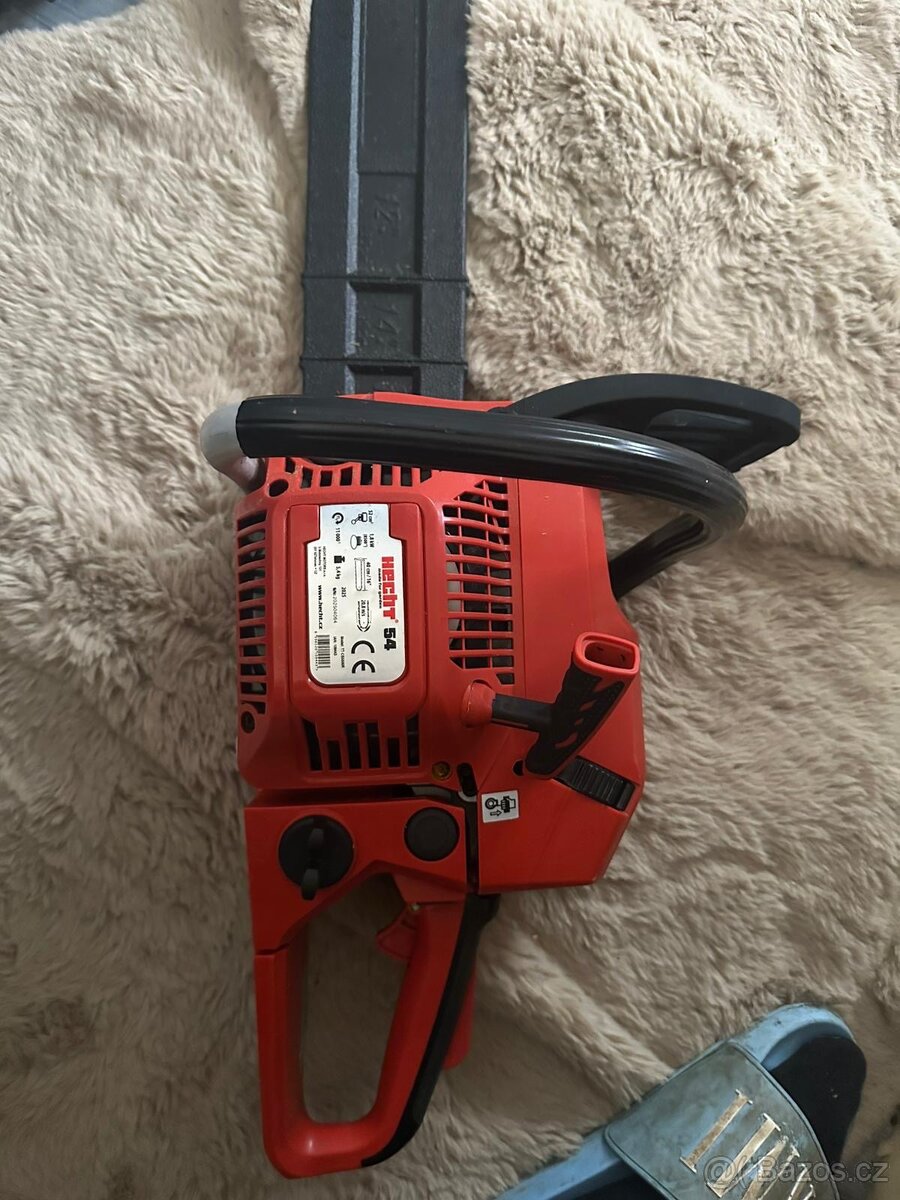 Motorová pila hecht 54 - 2