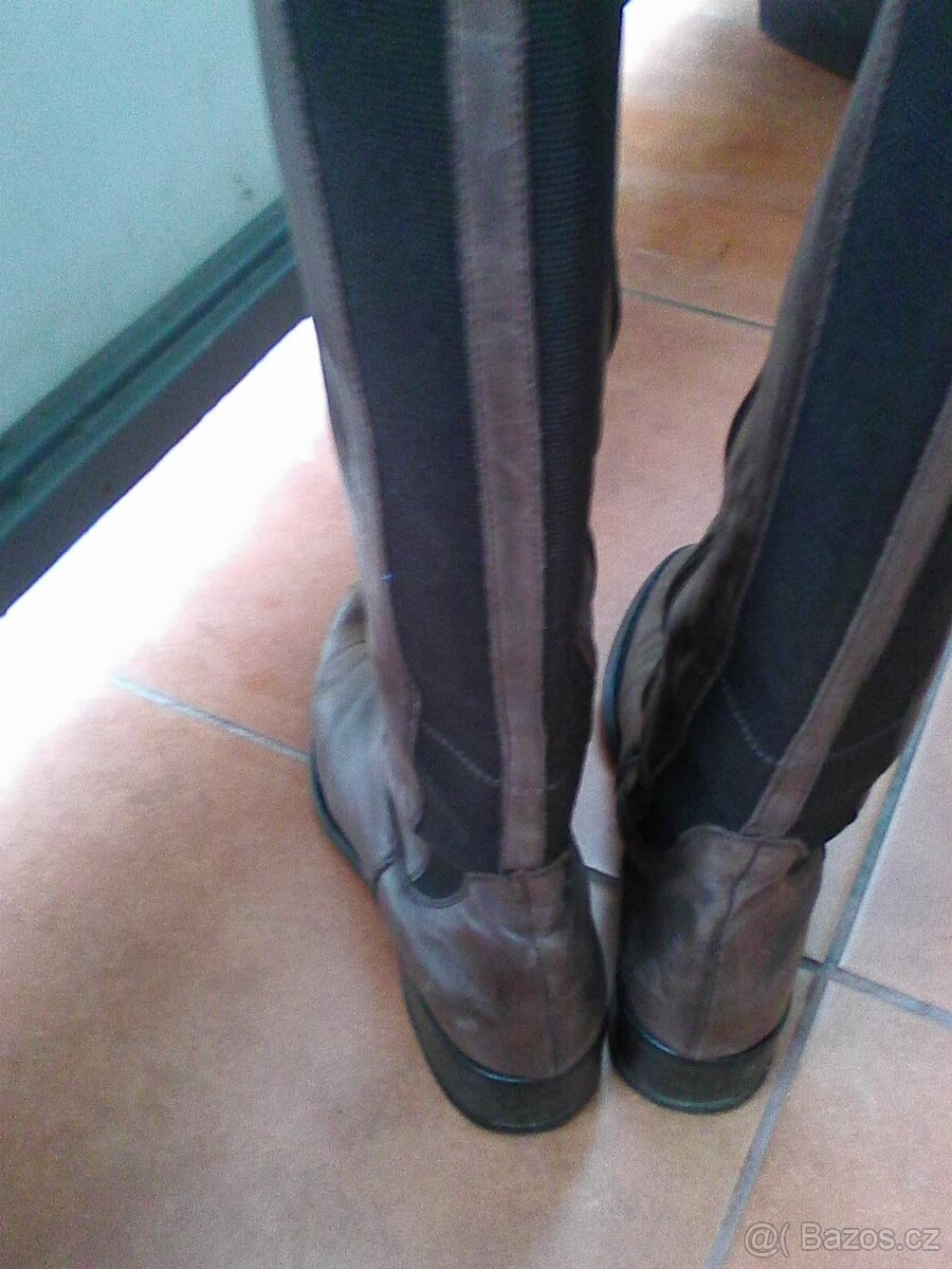 Dámské kožené kozačky vel. 38 - 2