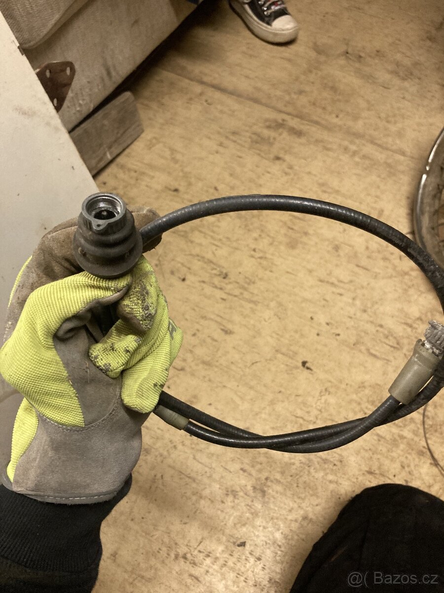 náhon tachometru?otáčkoměru? lada 2101,2107 - 2