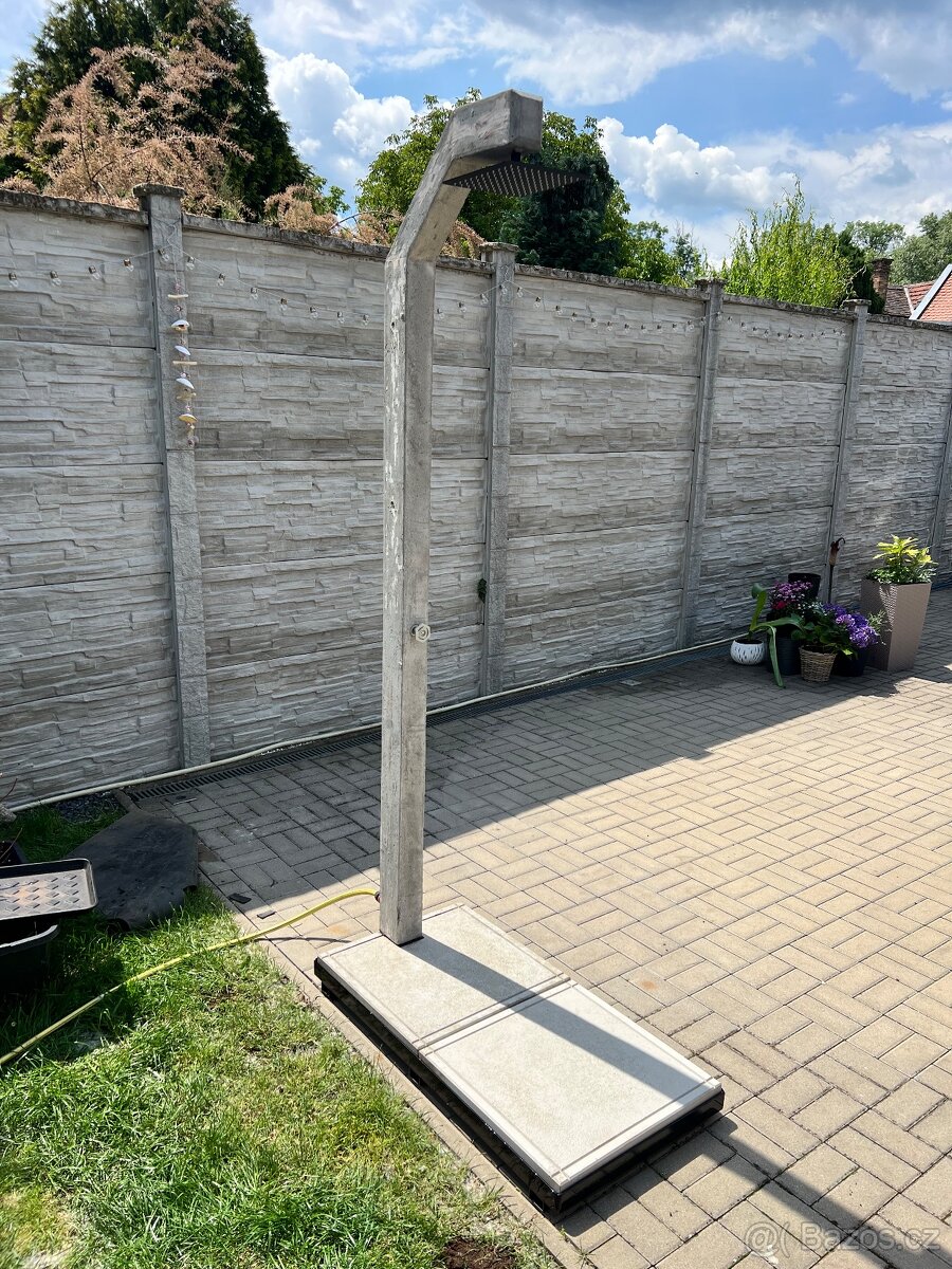 Zahradní bazénová sprcha - 2