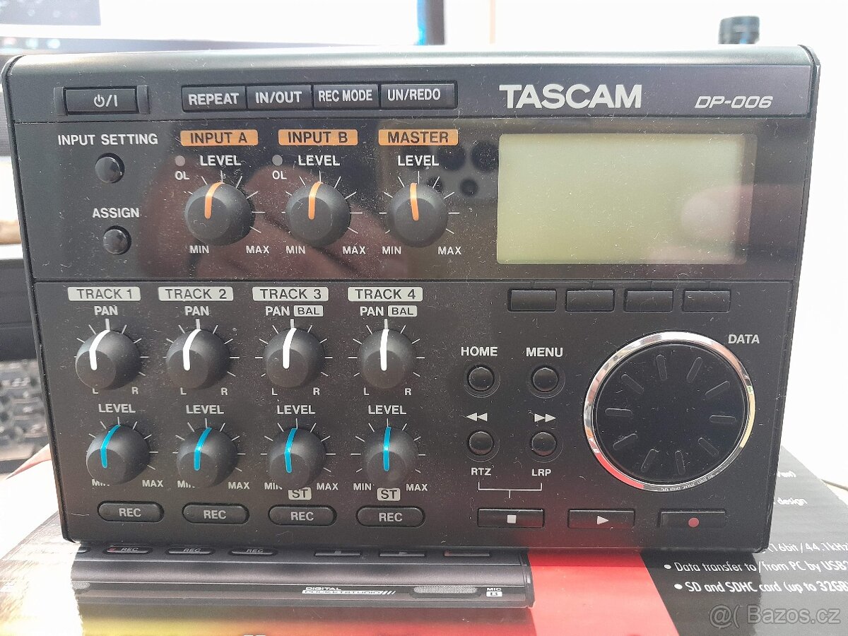 Recorder TASCAM DP-006 - 2