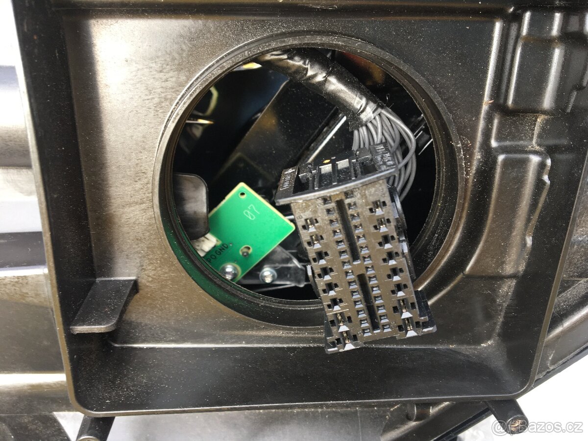 levá přední led.lampa škoda kodiag 6V1941015B - 2