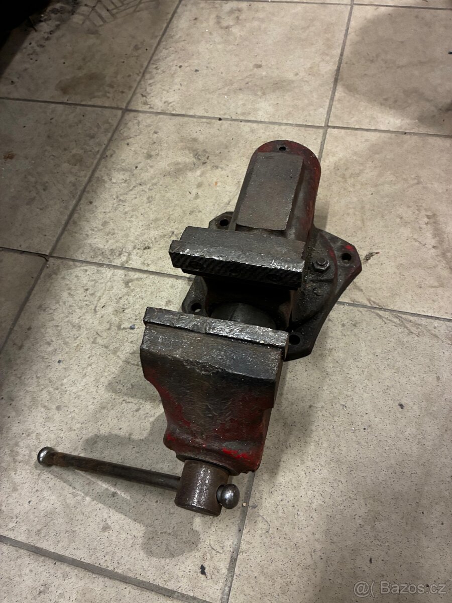 Svěrák york 100 - 2