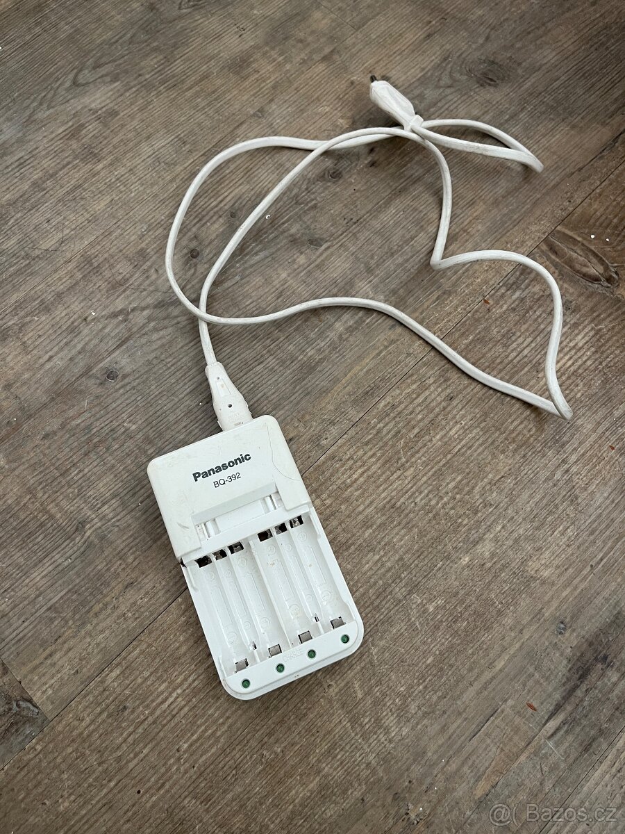 PANASONIC BQ-392 Nabíječka - 2