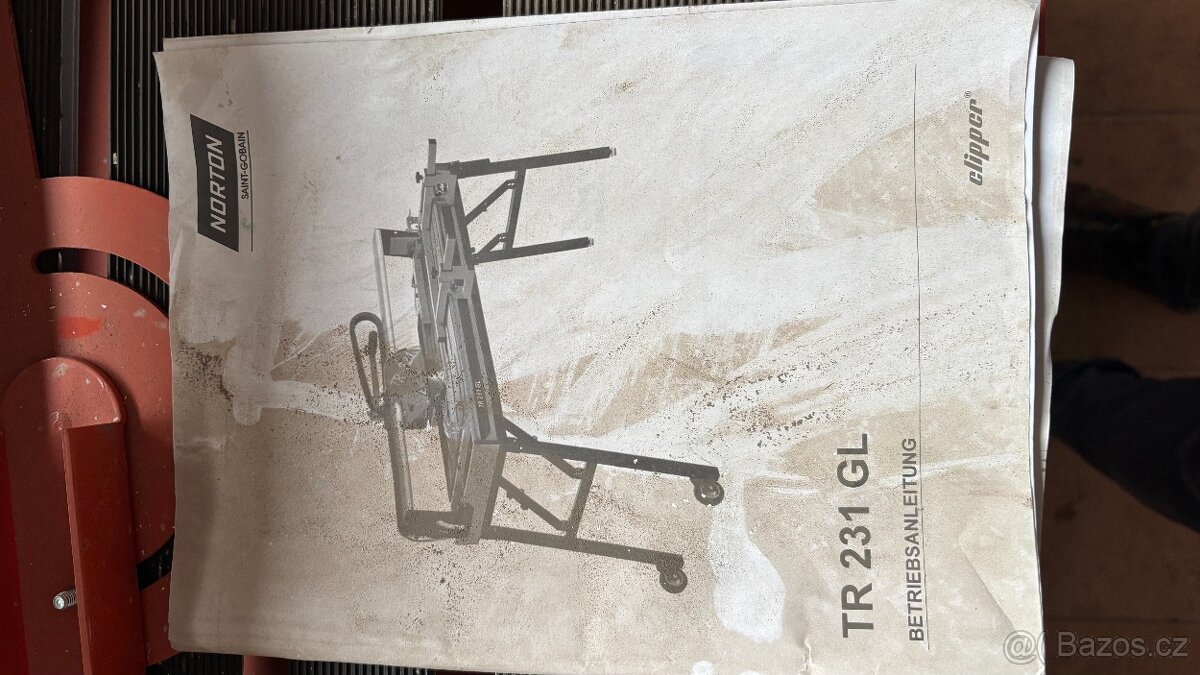 Řezačka na obklady a dlažbu - Norton Clipper TR 231 GL - 2