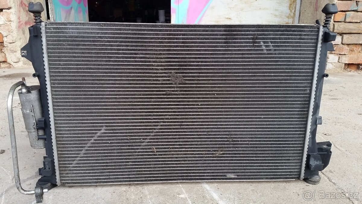 chladic vody - opel vectra c - 2