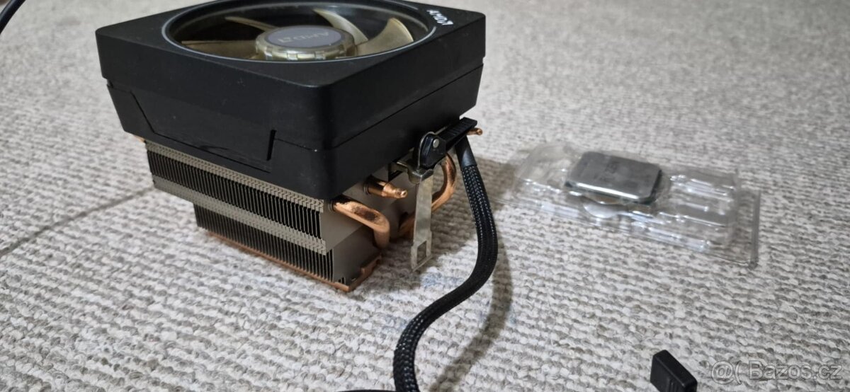 Ryzen 3100+chladič AMD Wraith - 2
