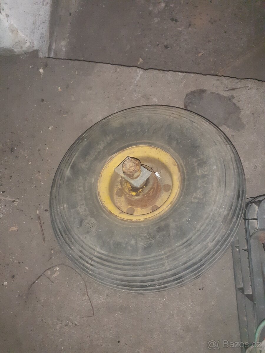 Kolečko pav 40,41 - 2