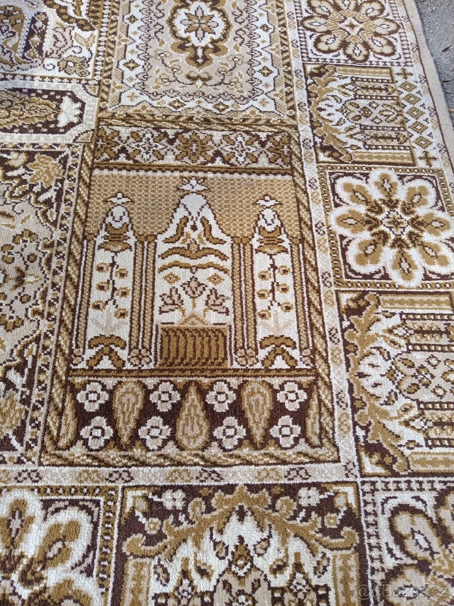 Zánovní koberec 355x254 - 2