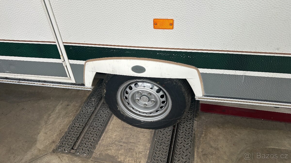 Prodám karavan LUNAR - CHATEAU 470 - 2