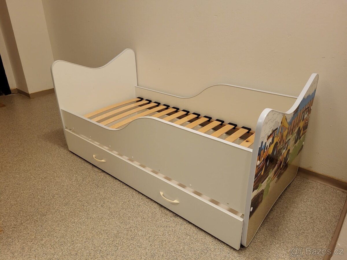 Dětská postel ZDARMA - 2