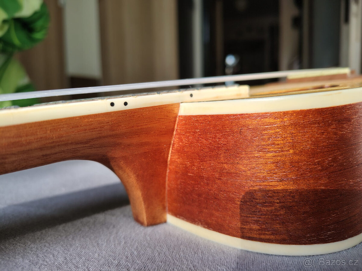 PEAVEY Composer Ukulele - 2