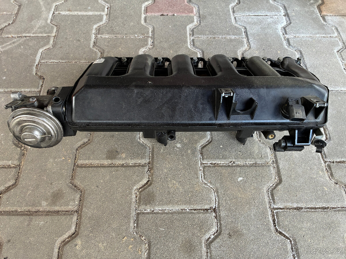 Sací potrubí pro motor M57 - 2
