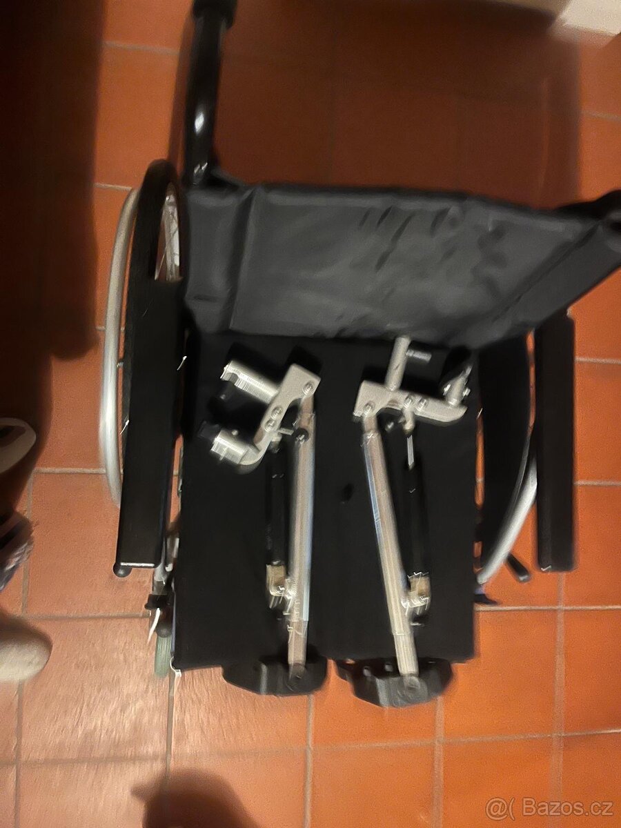 Mechanicky invalidni vozik - 2