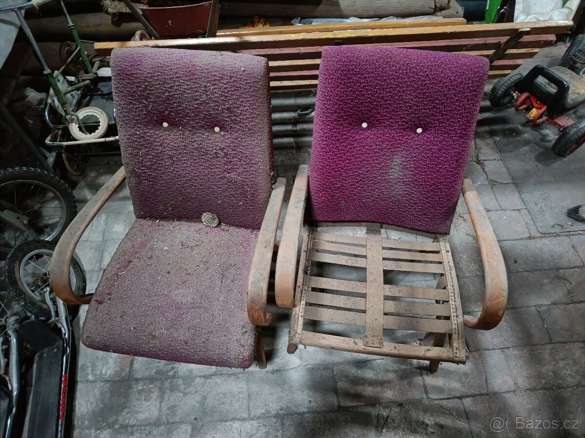 Křesla na renovaci - 2