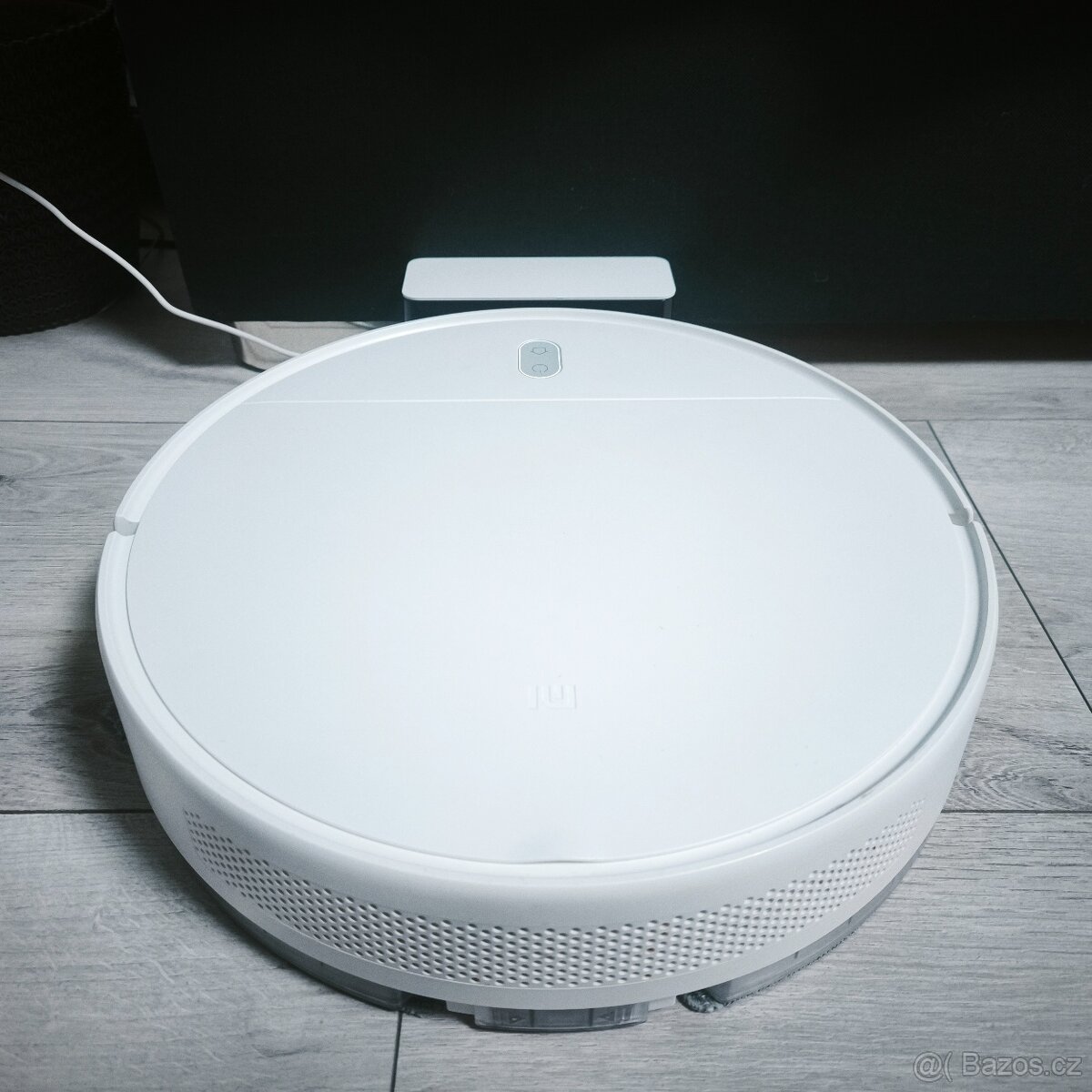 Robotický vysavač Xiaomi Mi Robot Vacuum Mop Essential - 2