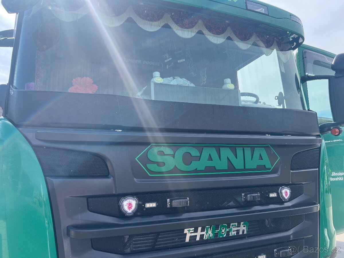 Květináč scania streamline - 2
