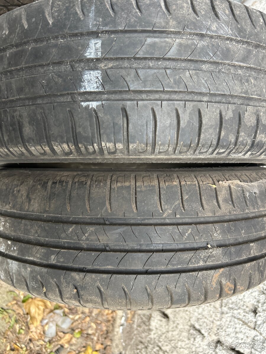 Letni pneu 185/65 R15 - 2