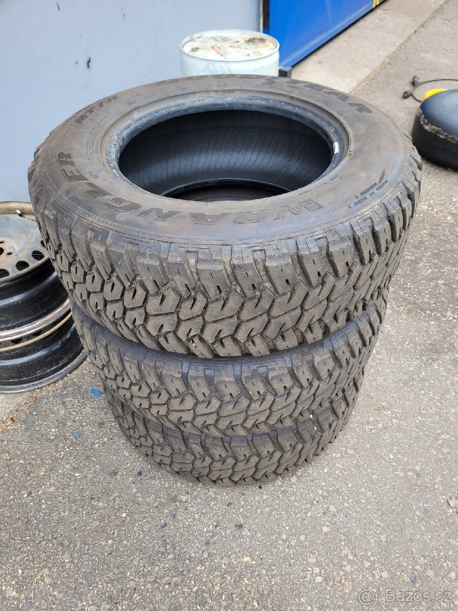 Pneumatiky 235/70 R16 Good Year Wrangler