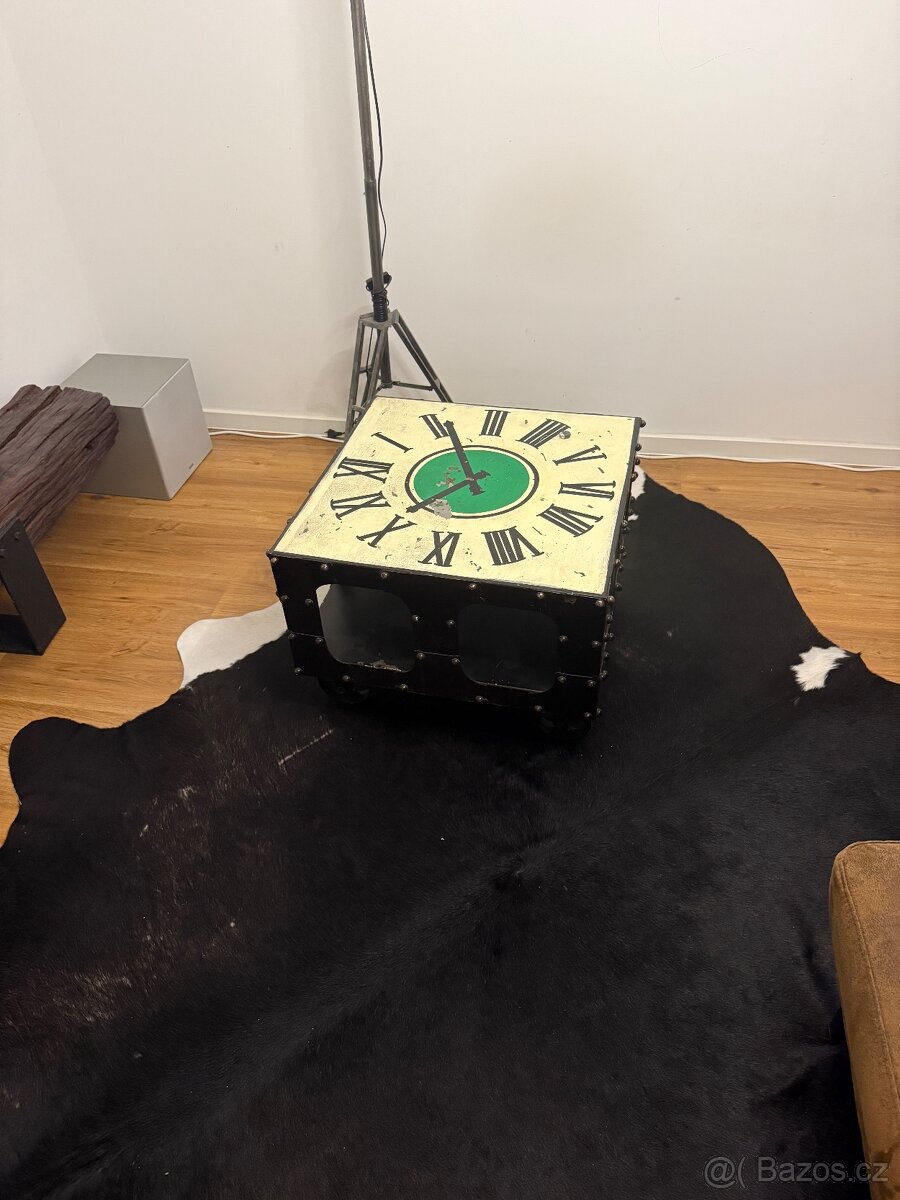 Industriální konferenční stolek - kare design - 2