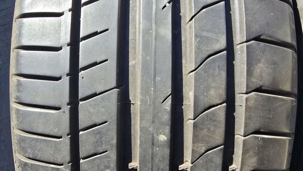 Letní pneu 225/40/18 Continental - 2