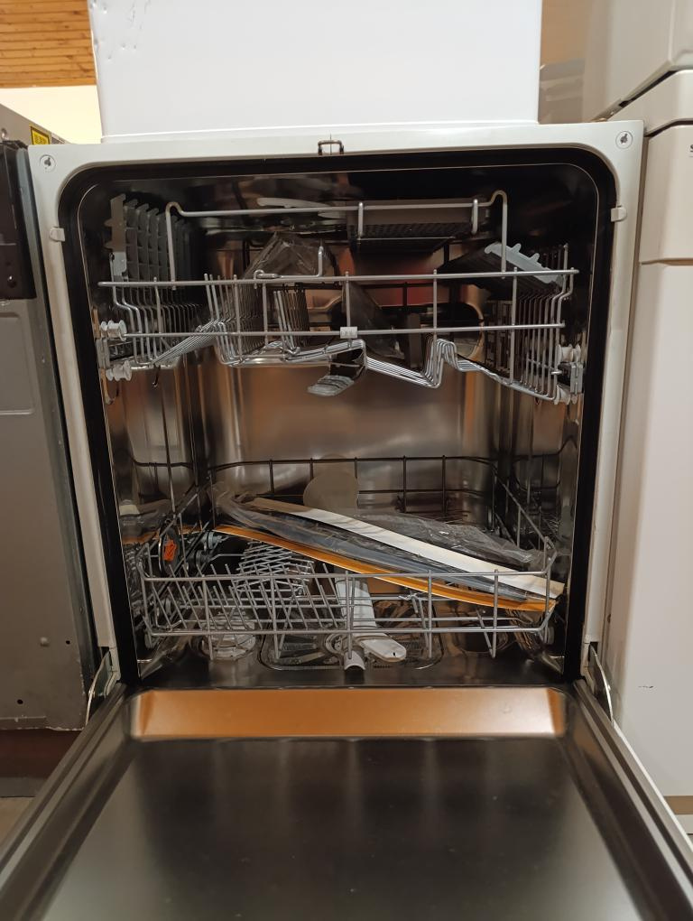 Vestavná myčka AEG F 86070 - 2