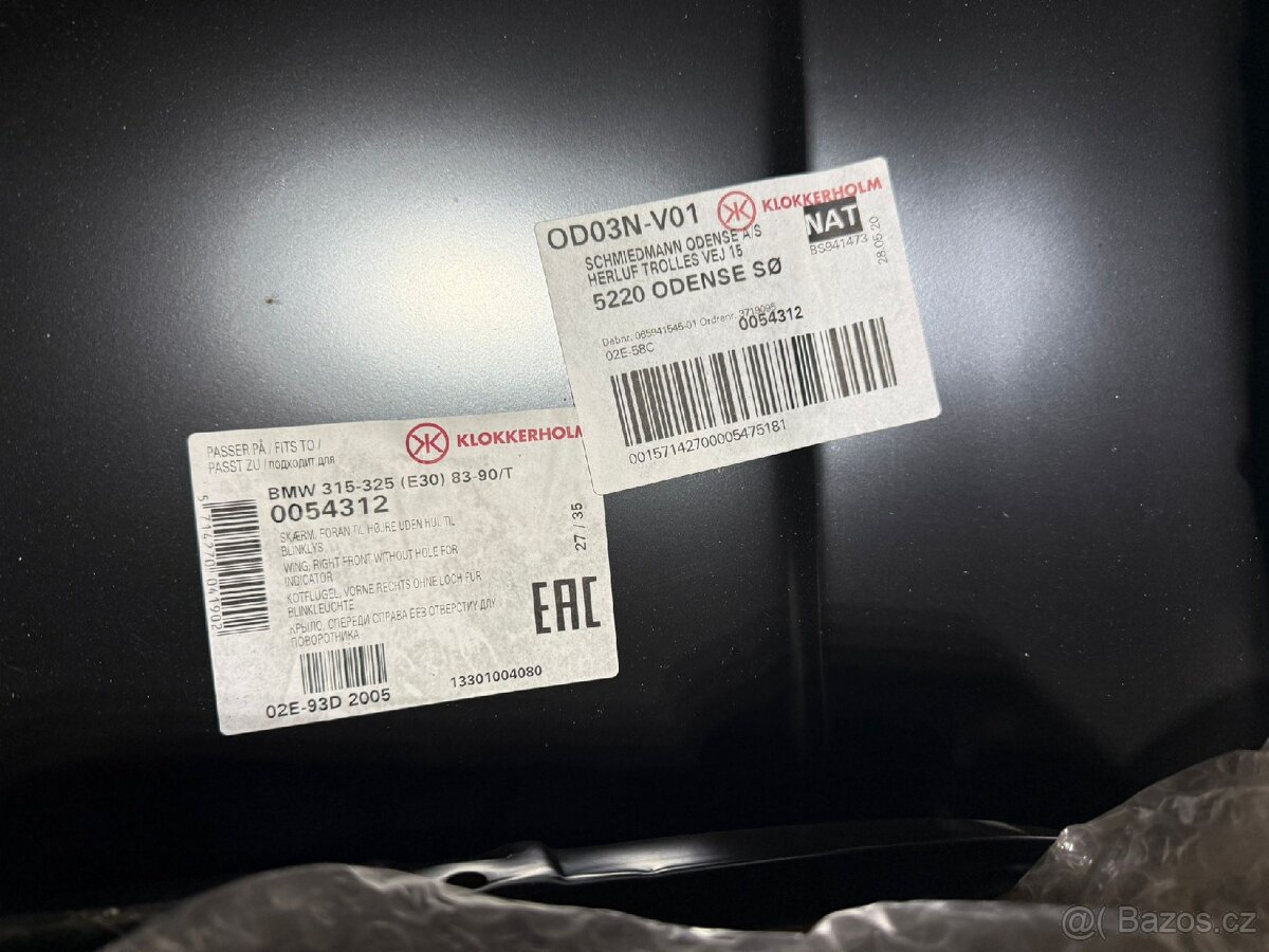 Pravy predni blatnik BMW E30 coupe - 2