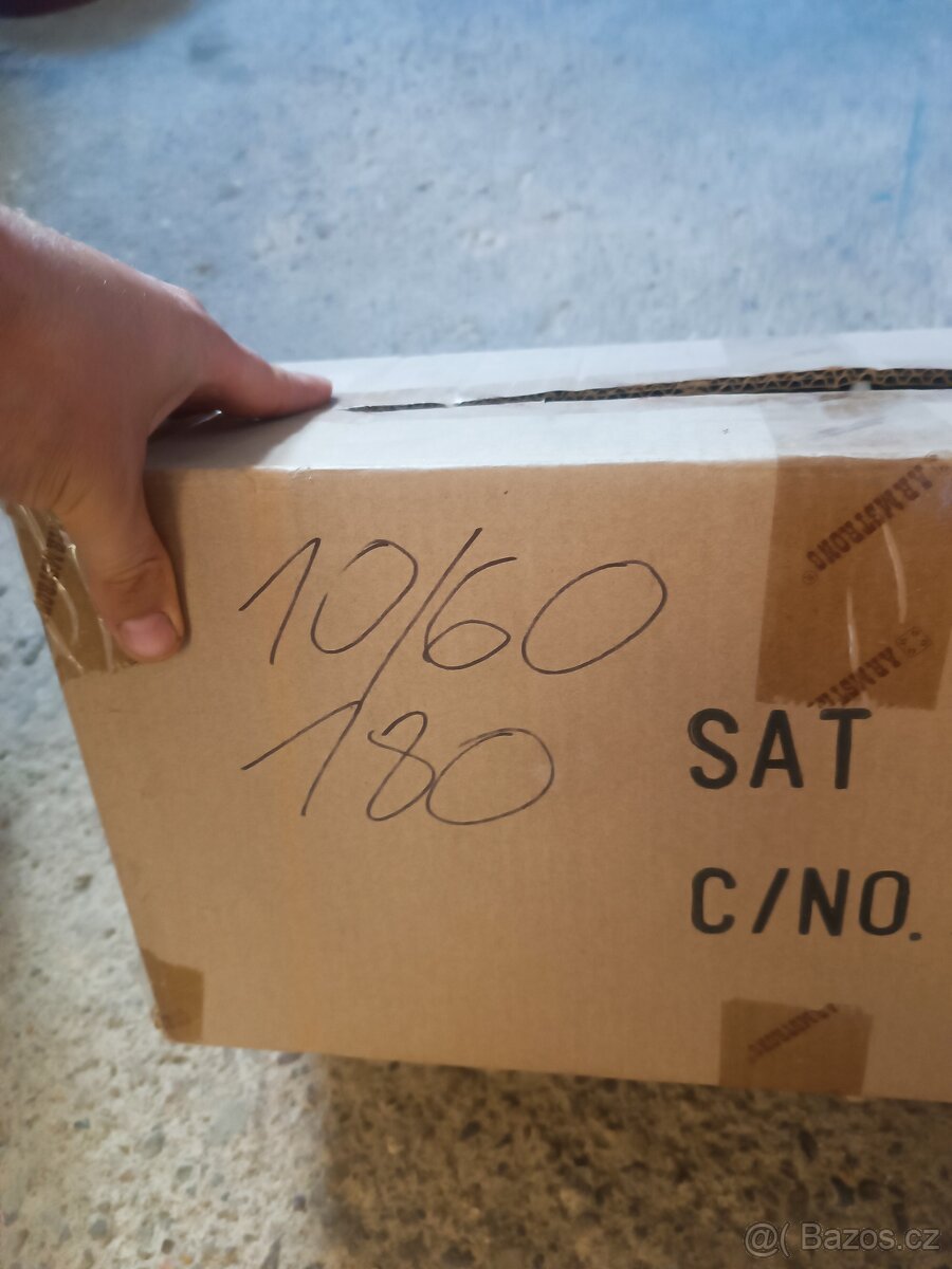 Kotvy do polystyrenu - 2