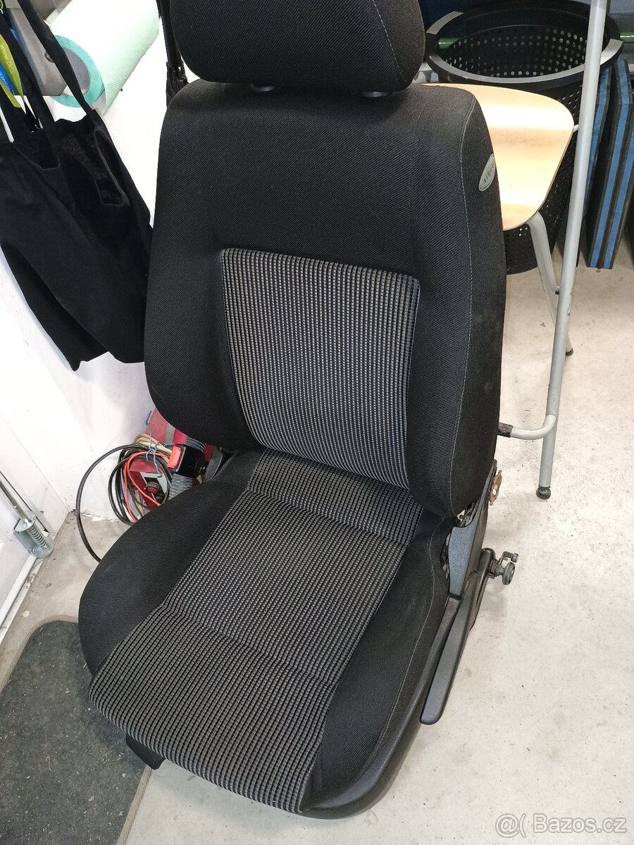Sedačky polosport Vw Golf IV - 2