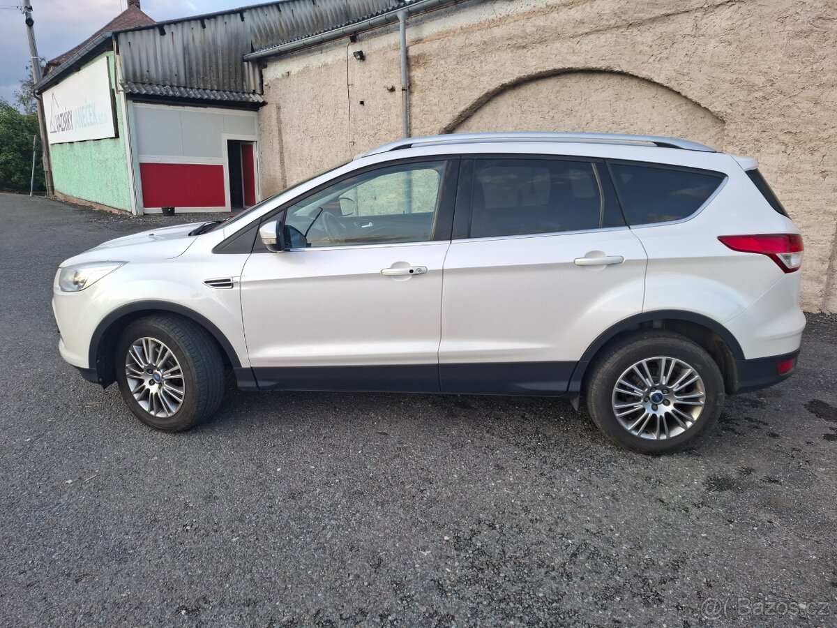 Ford Kuga - 2