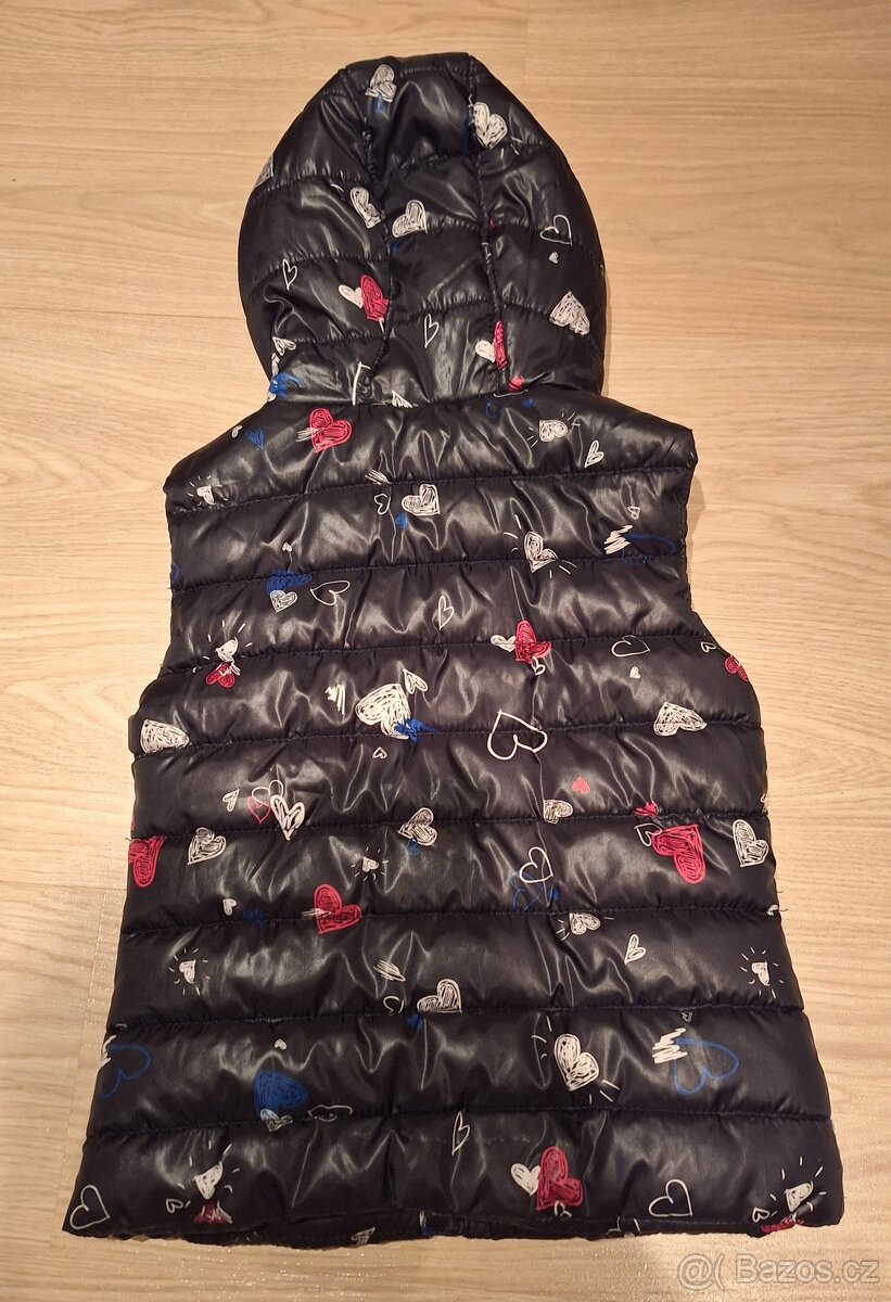 Dívčí vesta vel.134/140 - 2