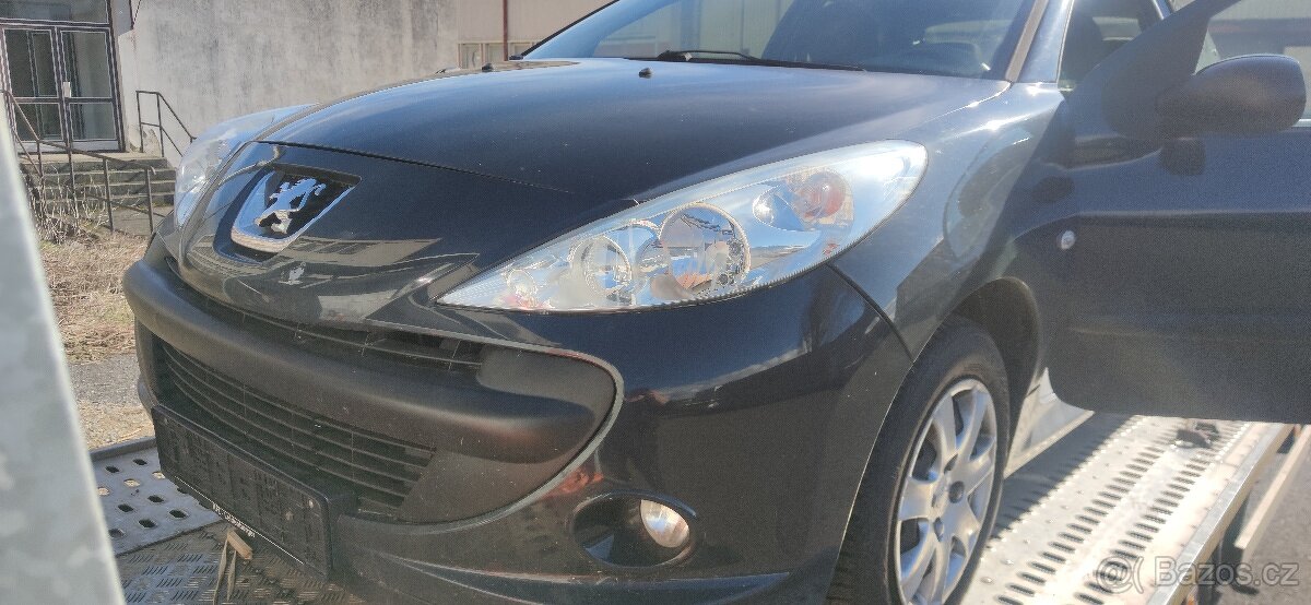 Peugeot 206+ , Rv.2009 1.4i benzín 54kw - 2