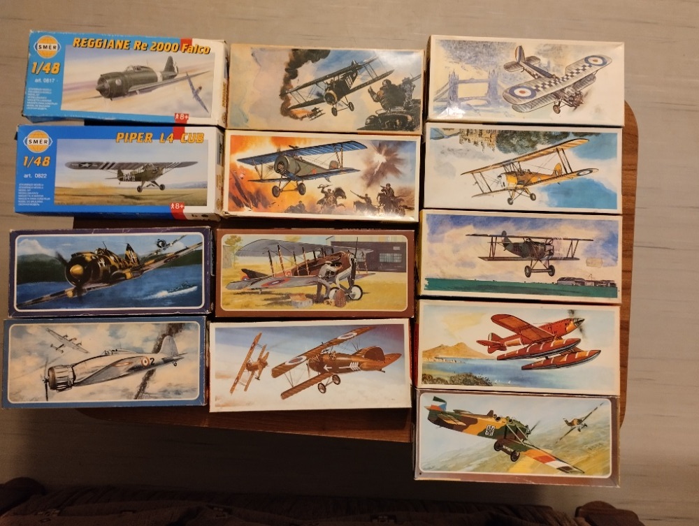 Modely letadel,Směr,plastové stavebnice. - 2