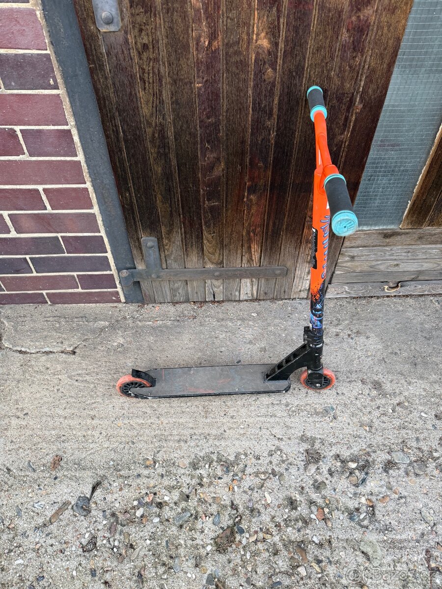 Dětská freestyle koloběžka - 2