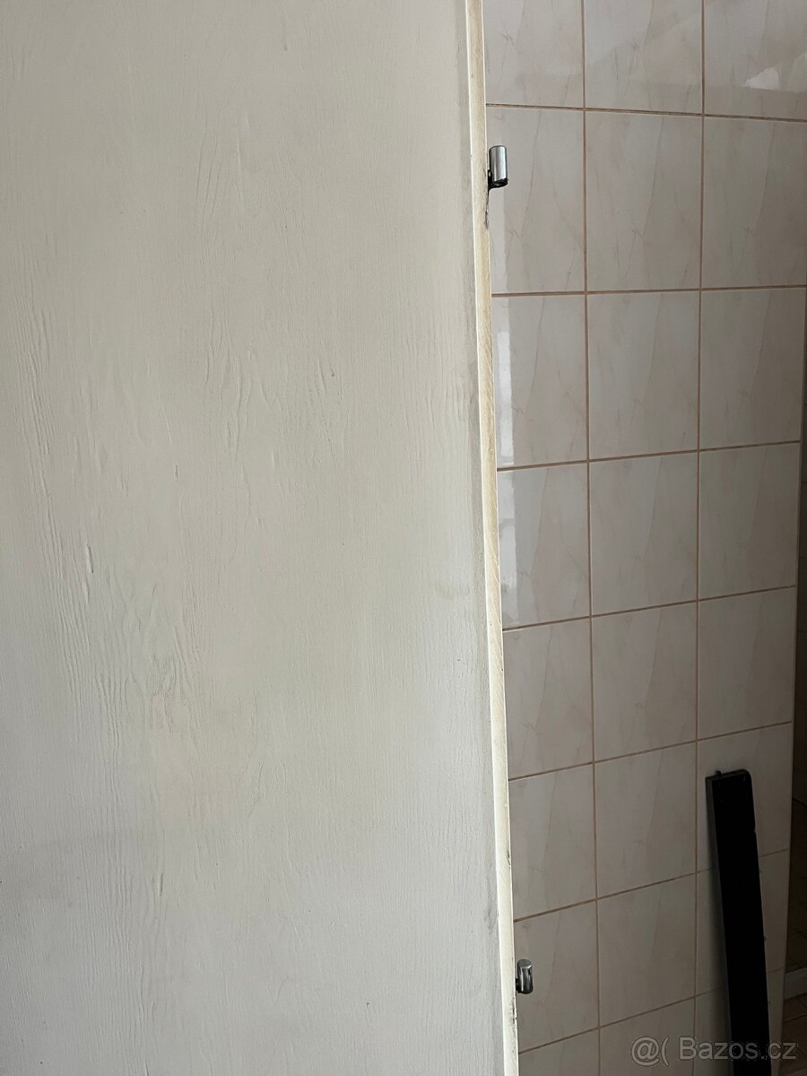 Bílé protipožární dveře - 2