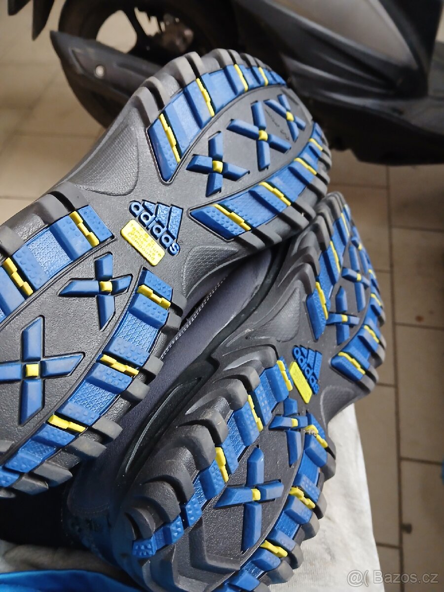 Zimní boty Adidas málo nošené - 2