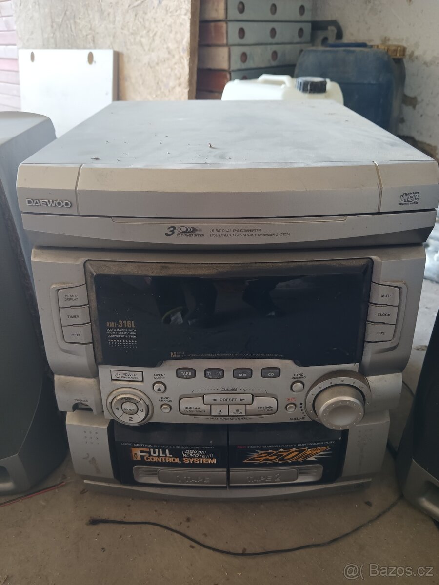 Věž do garáže za 200 Kc - 2