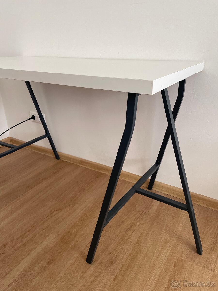 Stůl 60krát120 - 2