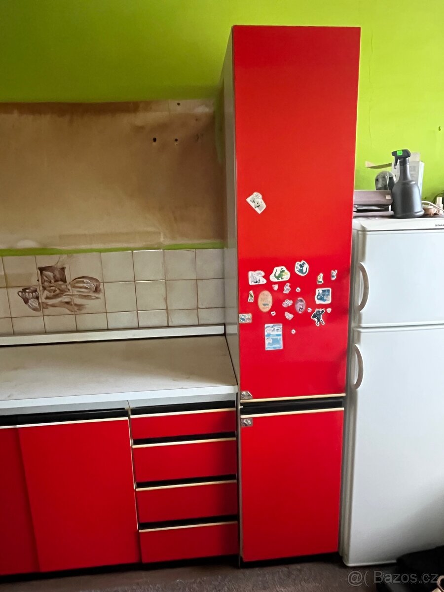 Červená kuchyň - 2