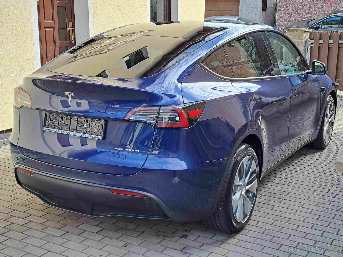 Tesla Model Y AWD Long Range - 1862 - 2