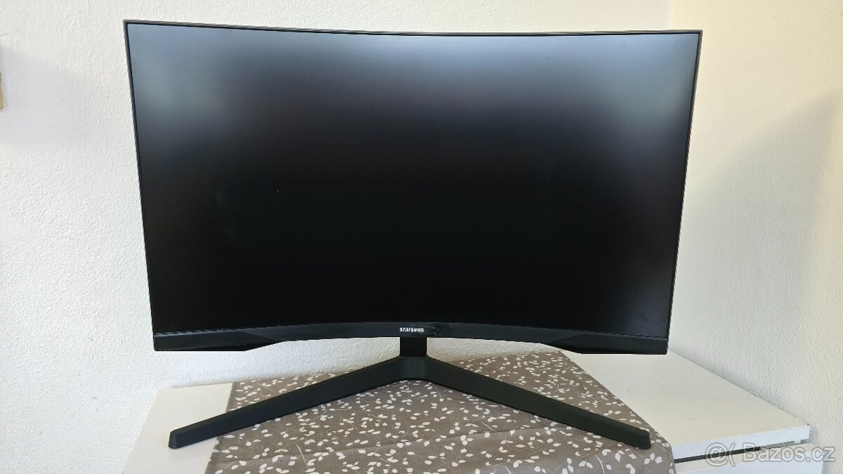 Samsung Odyssey G5 27" - 2