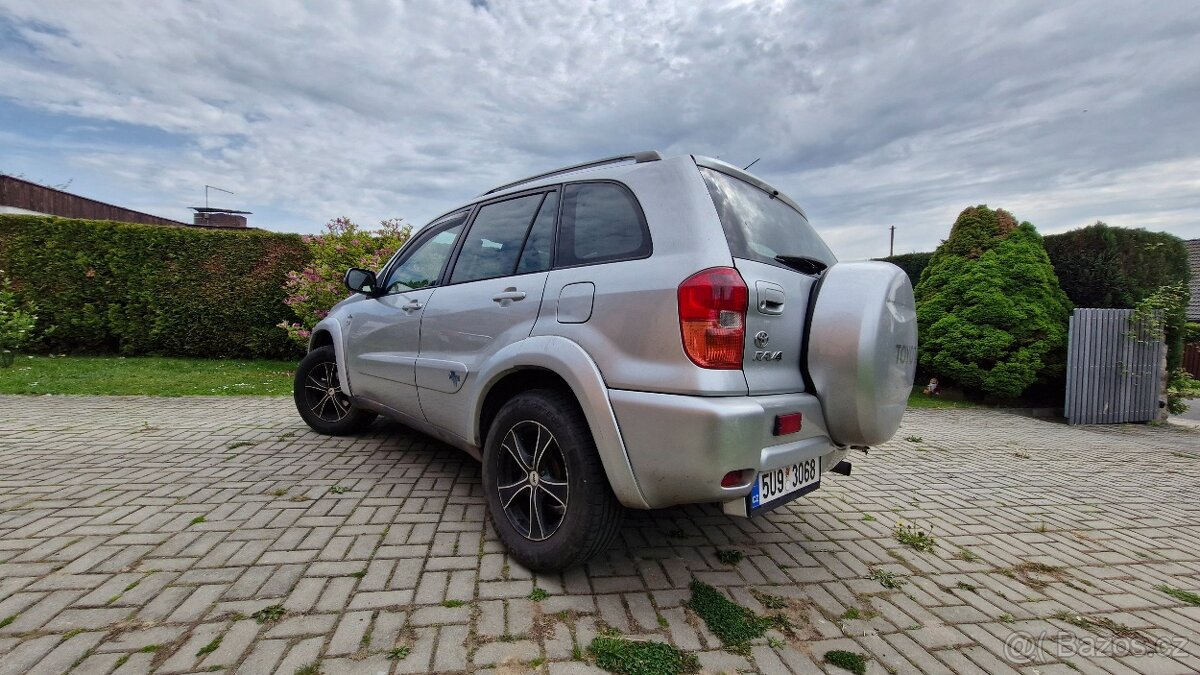 Toyota Rav 4 - 2