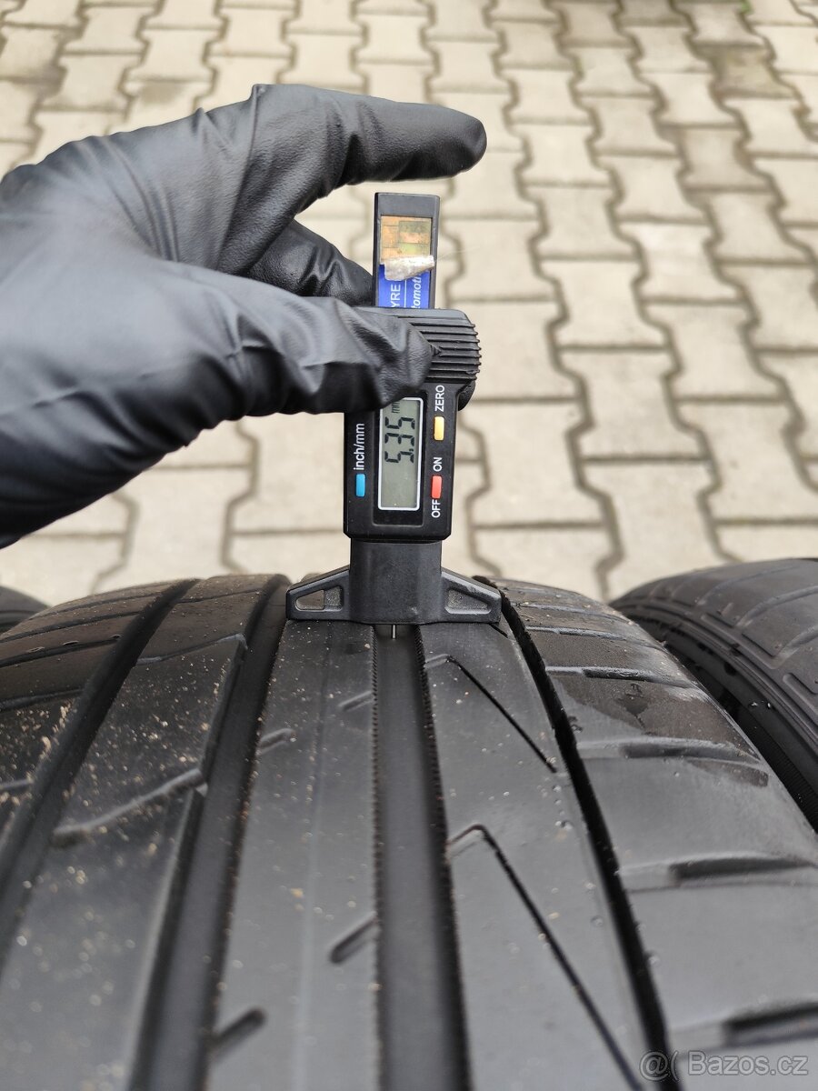 Letní pneu 225/45/17 - 2
