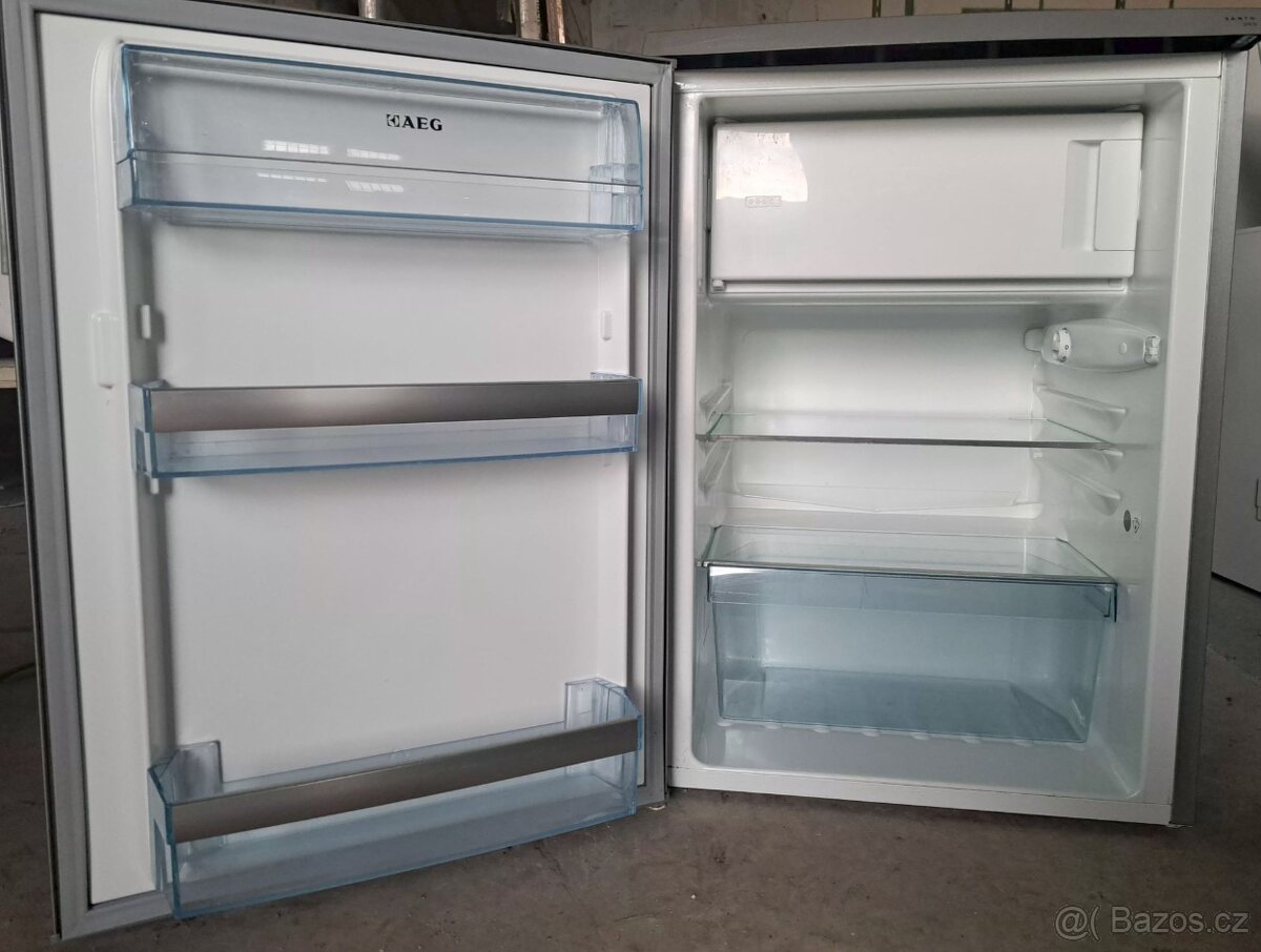 Lednice s mrazákem AEG. - 2