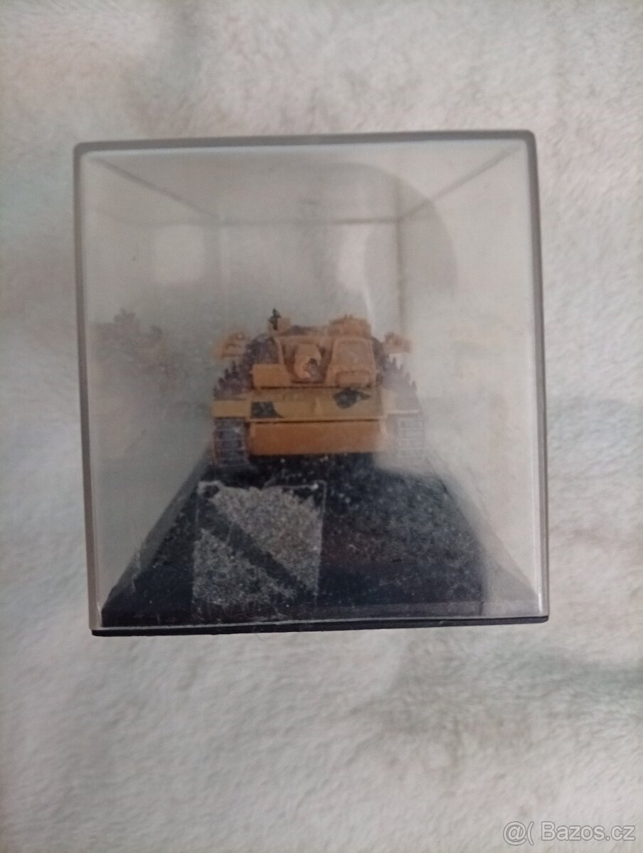 model stíhačky tanku stug lll - 2