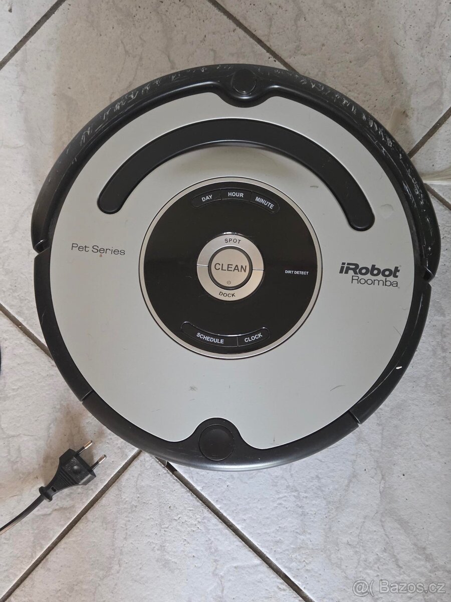 Robotický vysavač iRobot Roomba - 2
