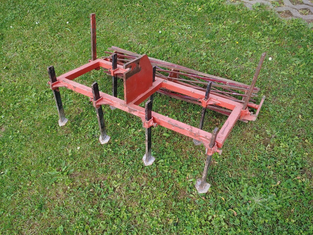 Kombinátor / kypřič Vari - 2