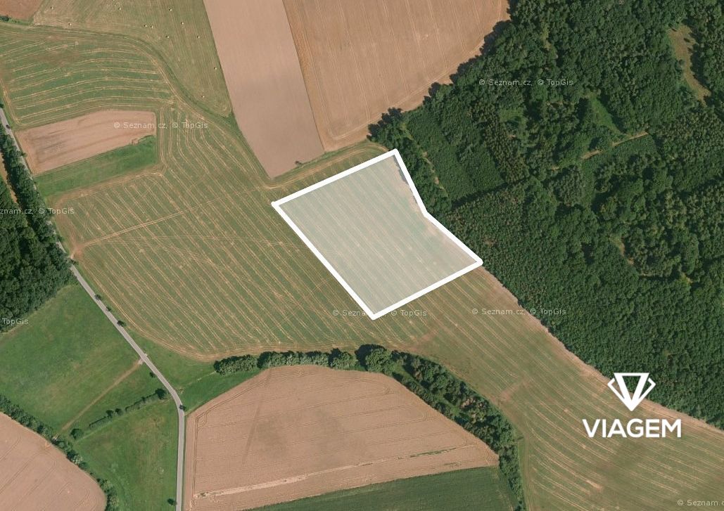 Pole 19 302 m² - 2